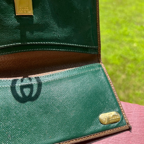VINTAGE GUCCI CHECKBOOK HOLDER WALLET - Picture 4 of 7